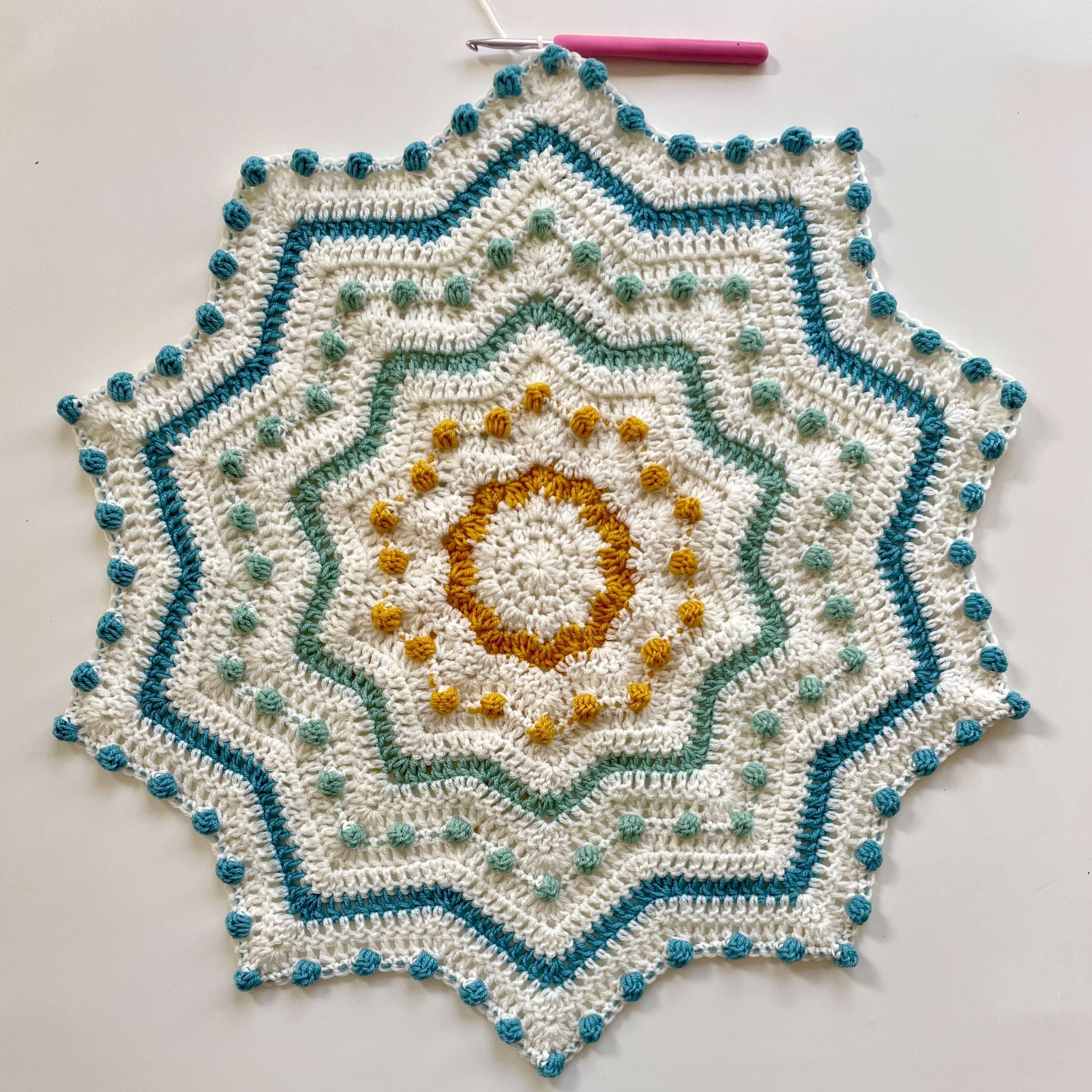 Candy Dot Star - Blanket - Image 6