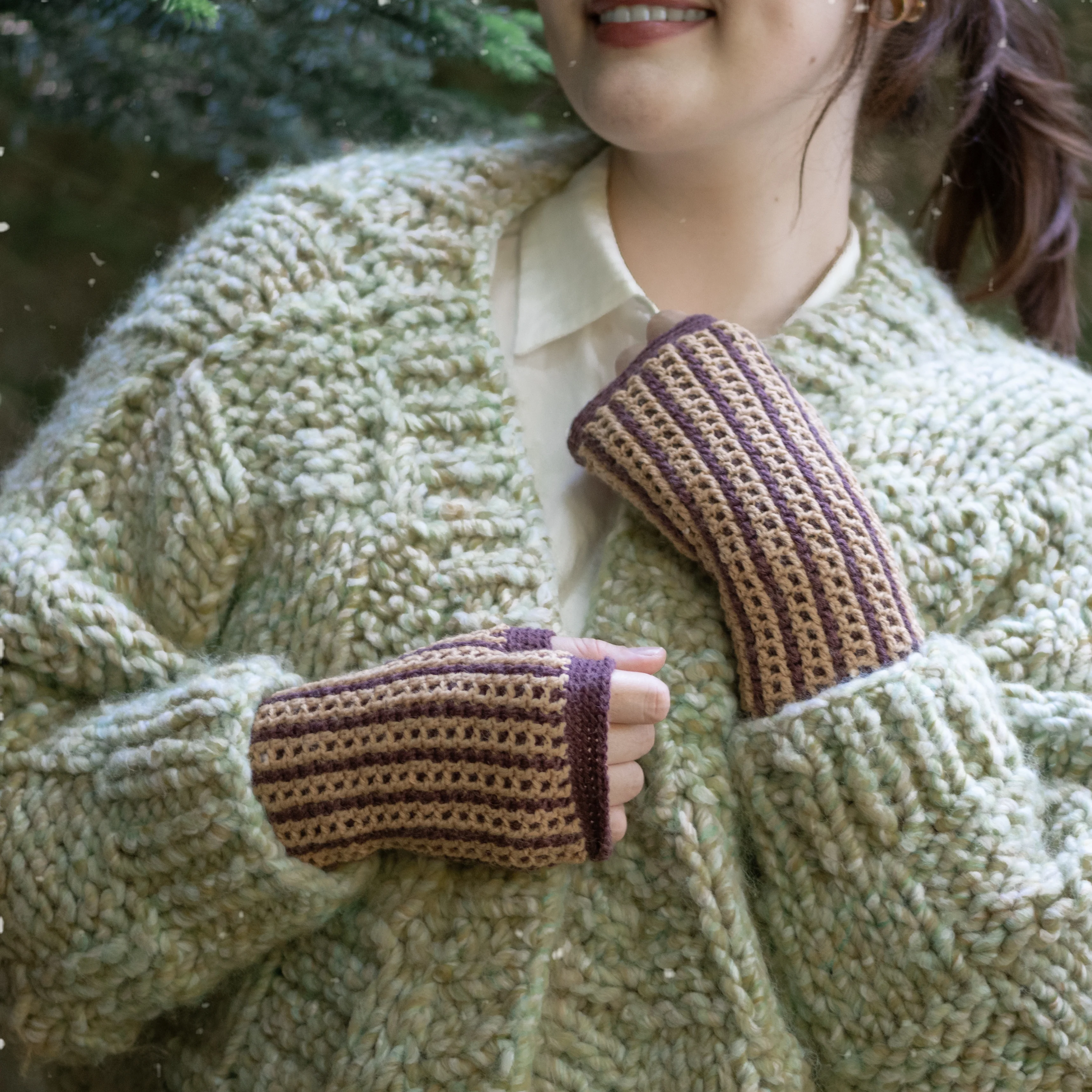 Kaleidoskope - Fingerless Mittens - Image 3