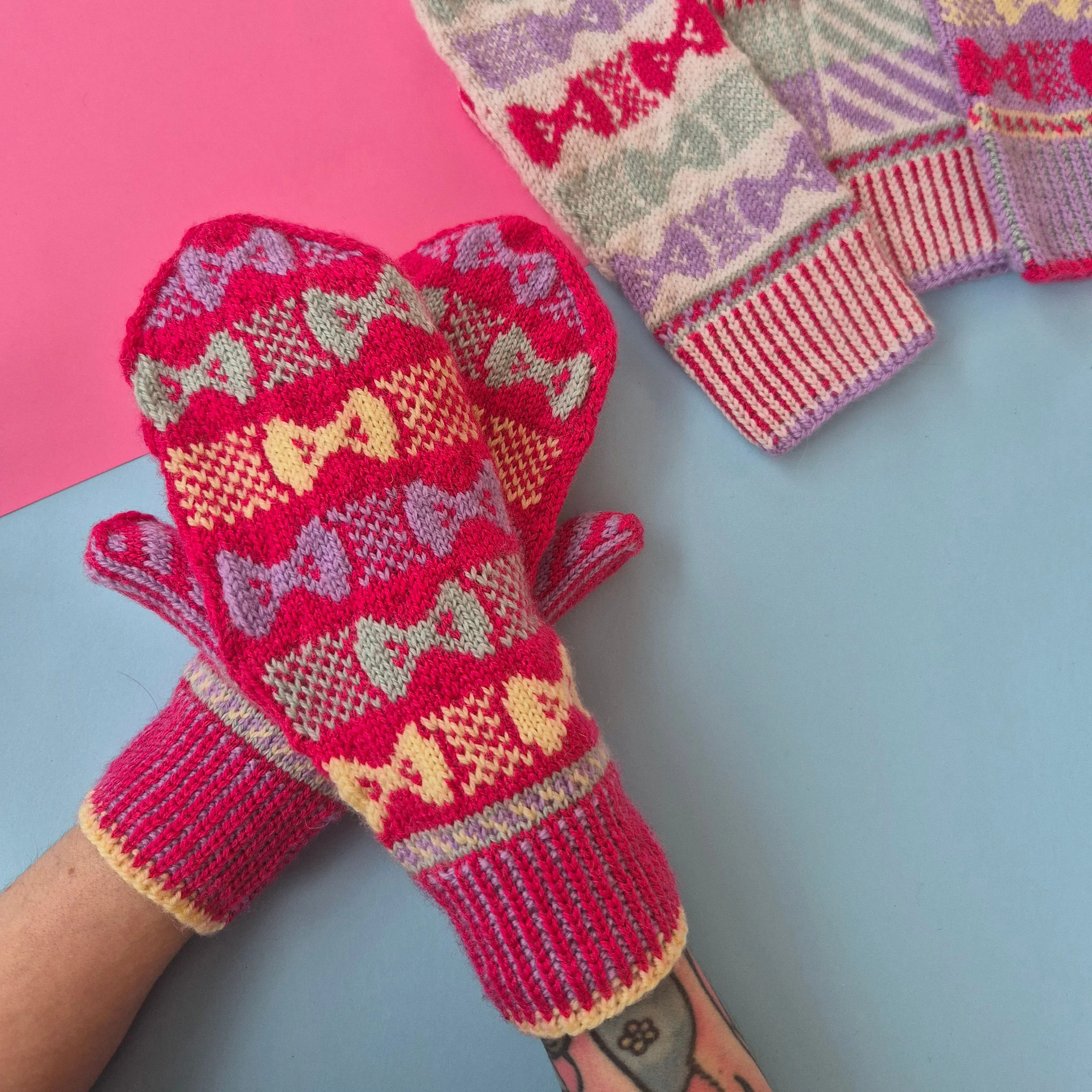 Bow Pop Mittens - Image 7
