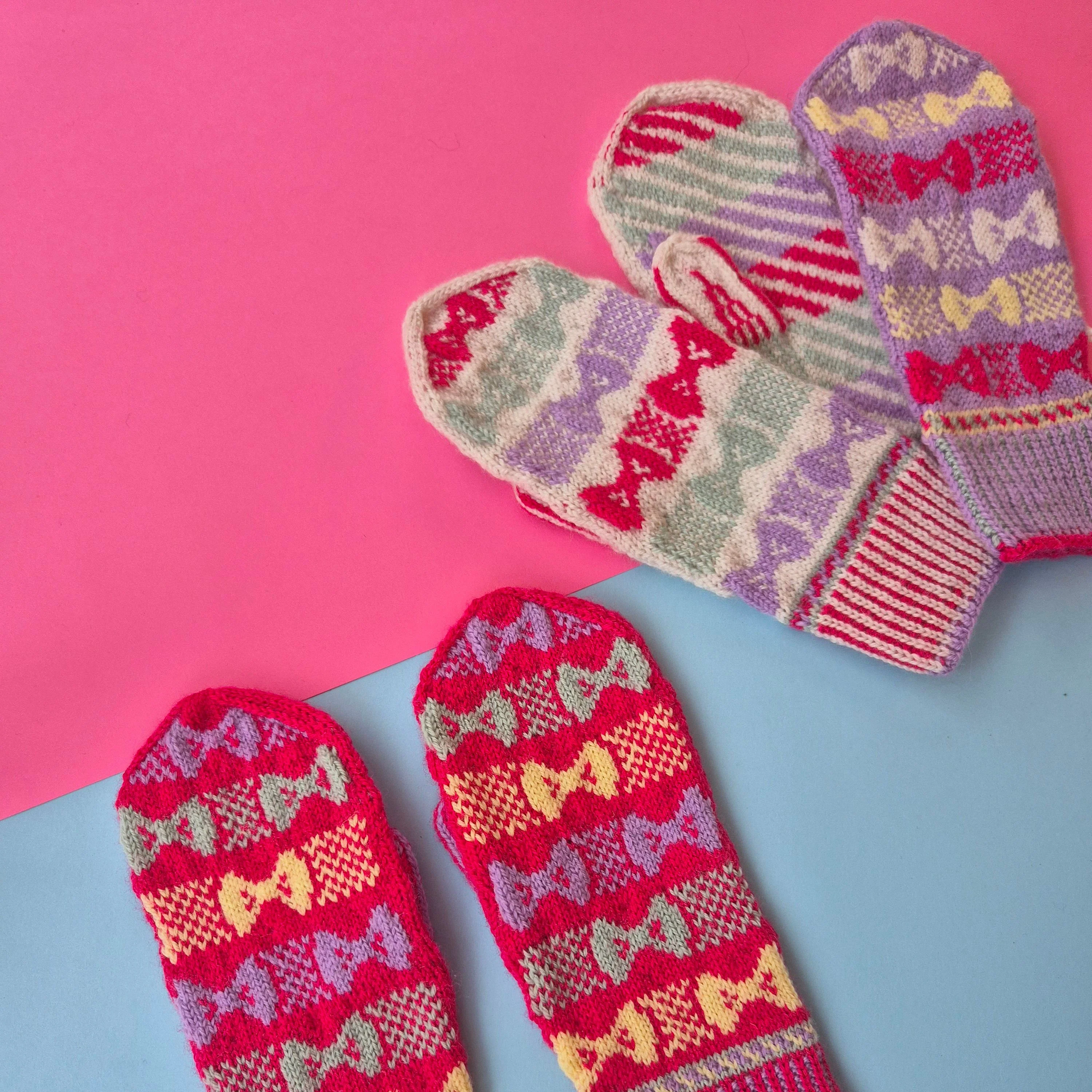 Bow Pop Mittens - Image 9